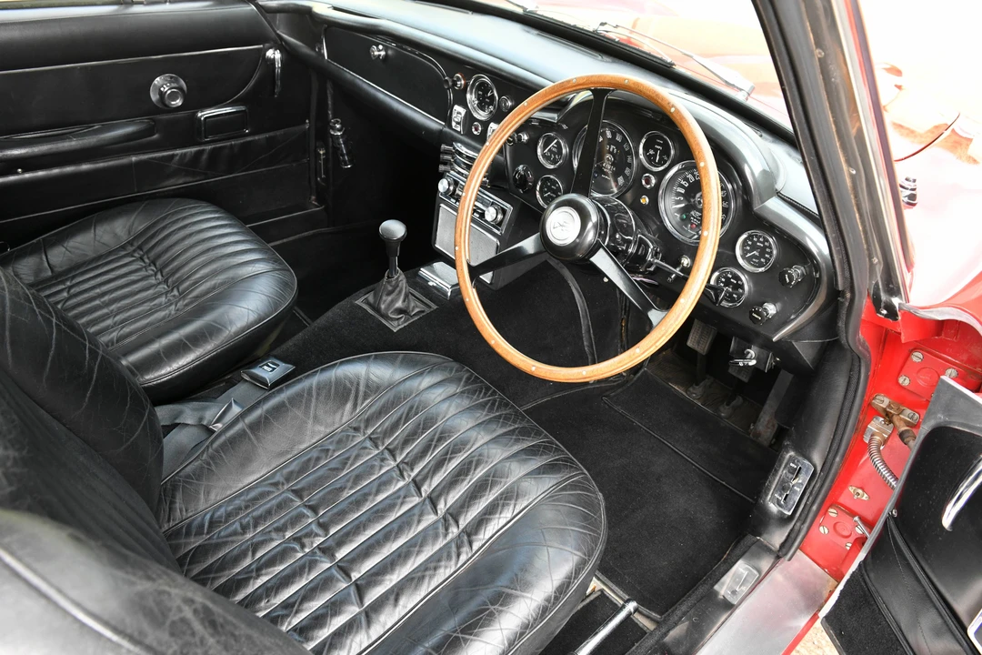 1971 Aston Martin DB6 Vantage - Image 8 of 31