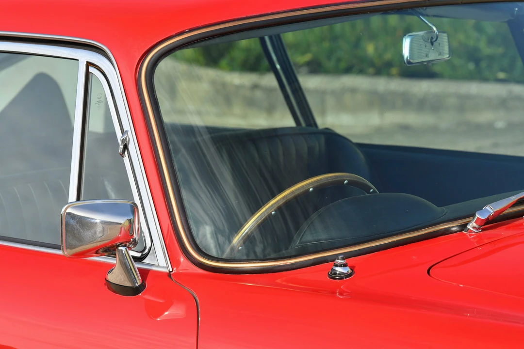 1971 Aston Martin DB6 Vantage - Image 9 of 31