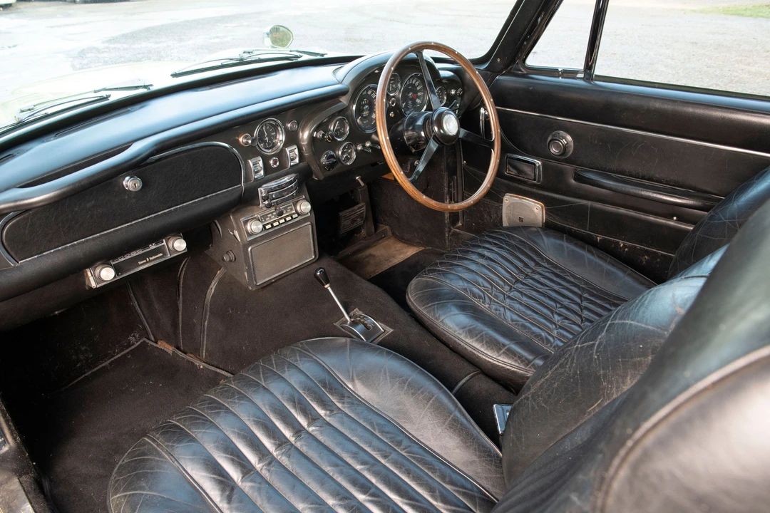 1971 Aston Martin DB6 - Image 29 of 31