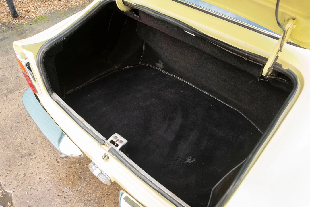 1971 Aston Martin DB6 - Image 2 of 31