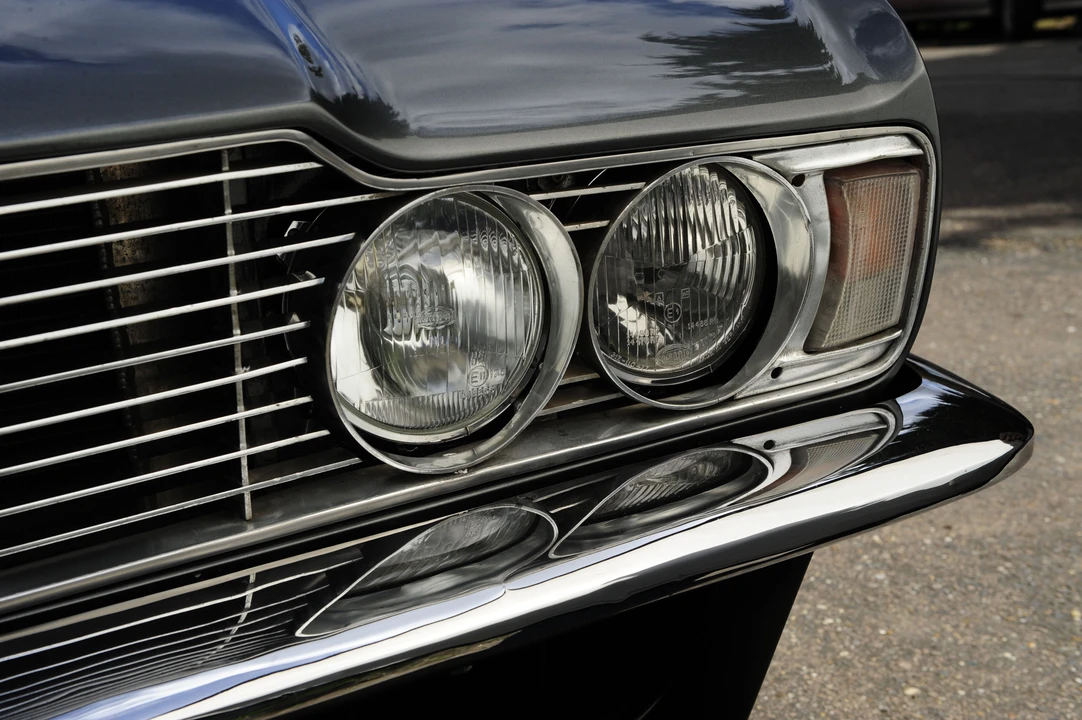 1971 Aston Martin DBS V8 - Image 2 of 9