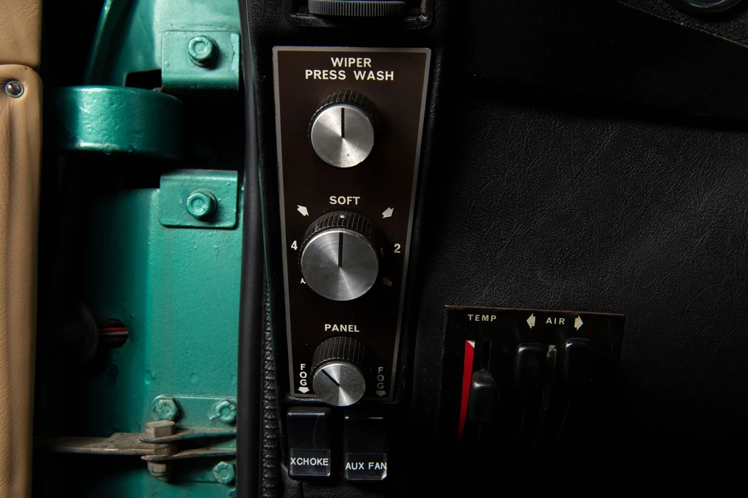 1971 Aston Martin DBS V8 - Image 19 of 31