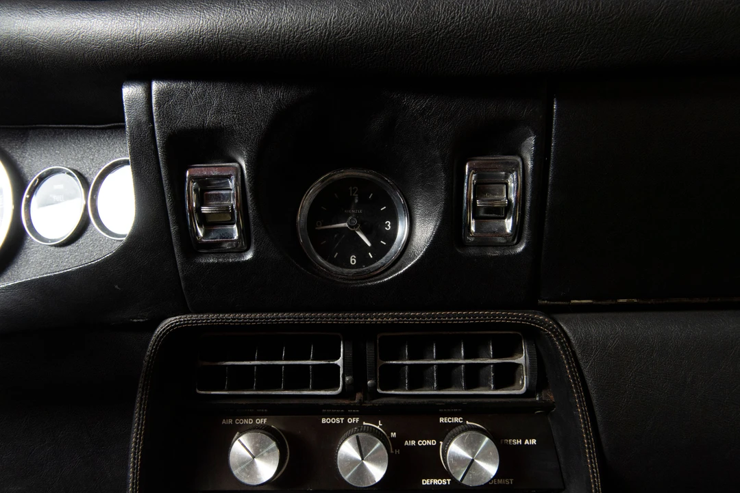 1971 Aston Martin DBS V8 - Image 17 of 31