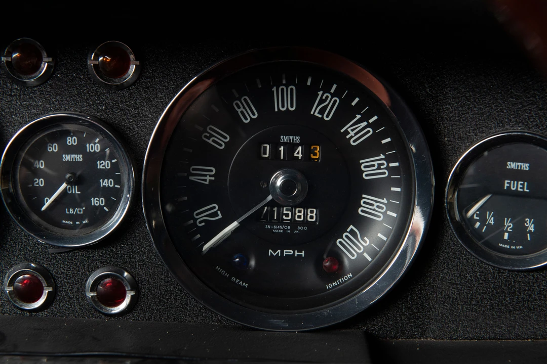 1971 Aston Martin DBS V8 - Image 12 of 31