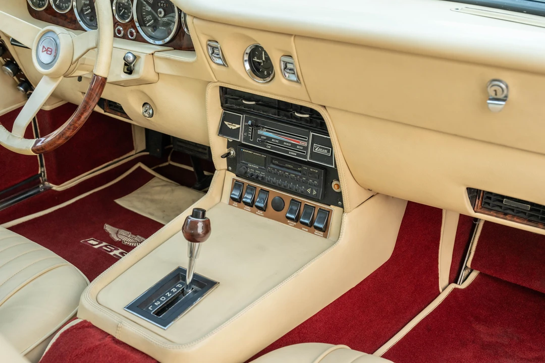 1971 Aston Martin DBS V8 - Image 10 of 31
