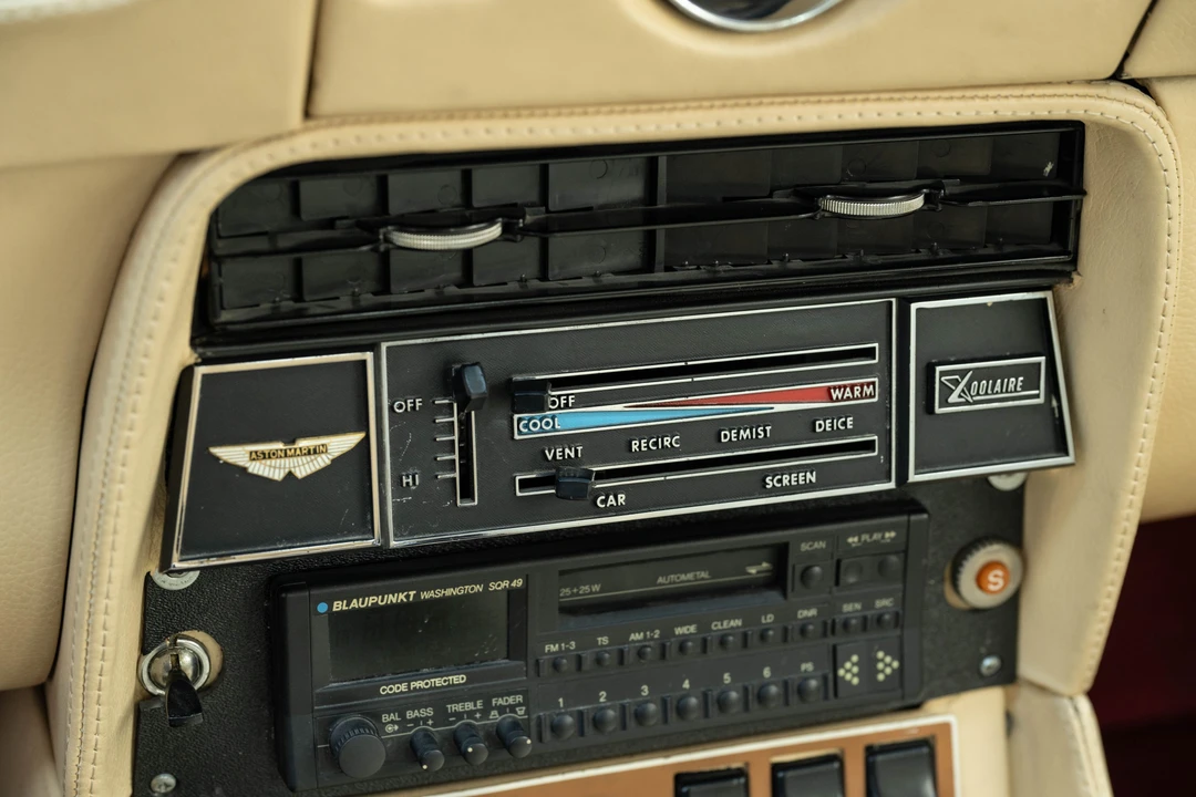 1971 Aston Martin DBS V8 - Image 17 of 31