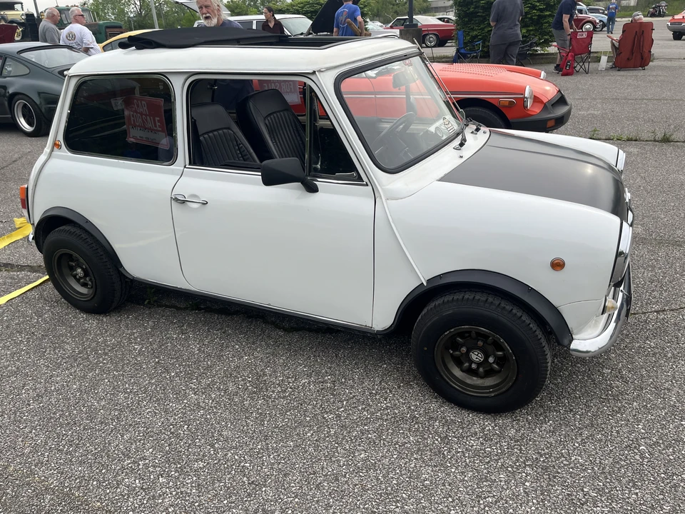 1971 Austin Mini - Image 2 of 7