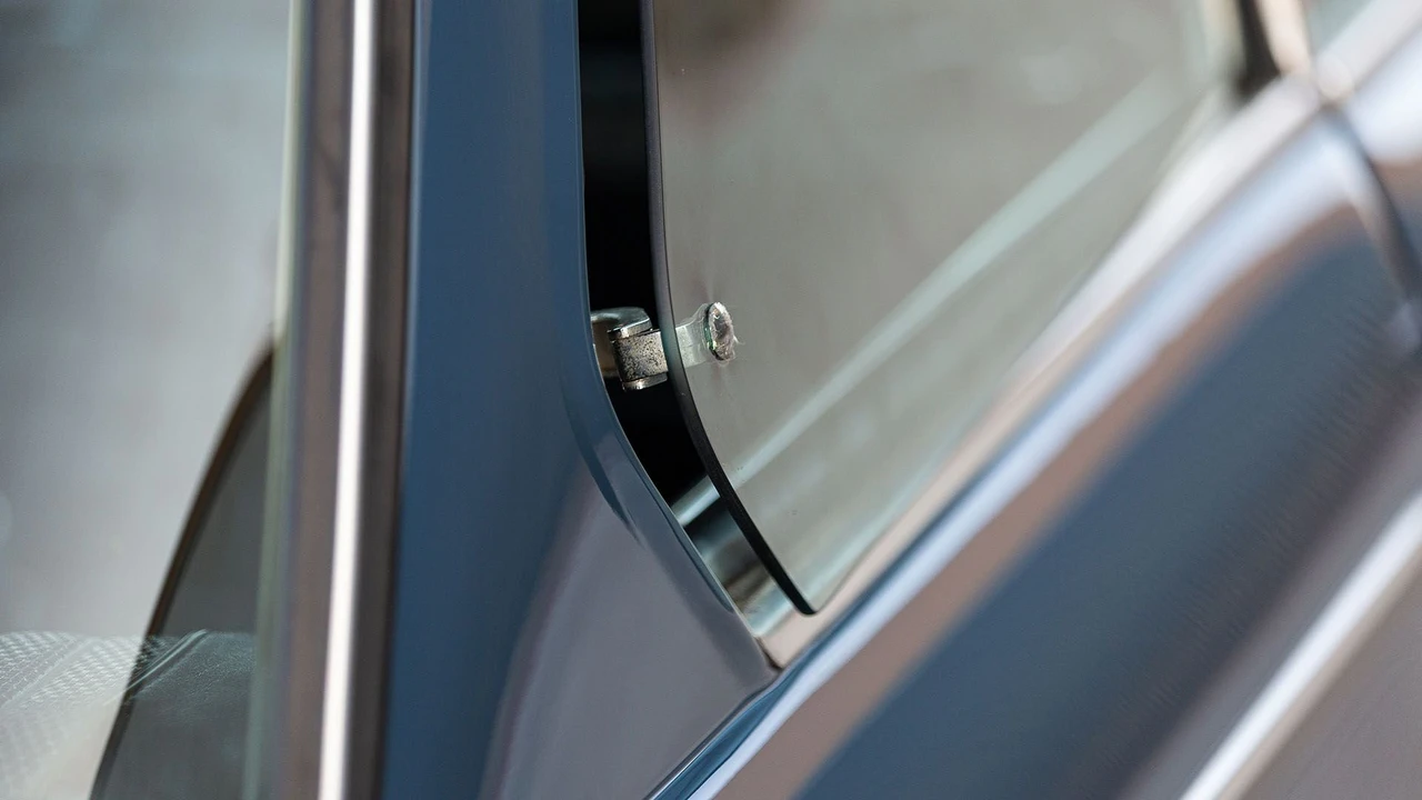 1971 BMW 2002 - Image 12 of 31