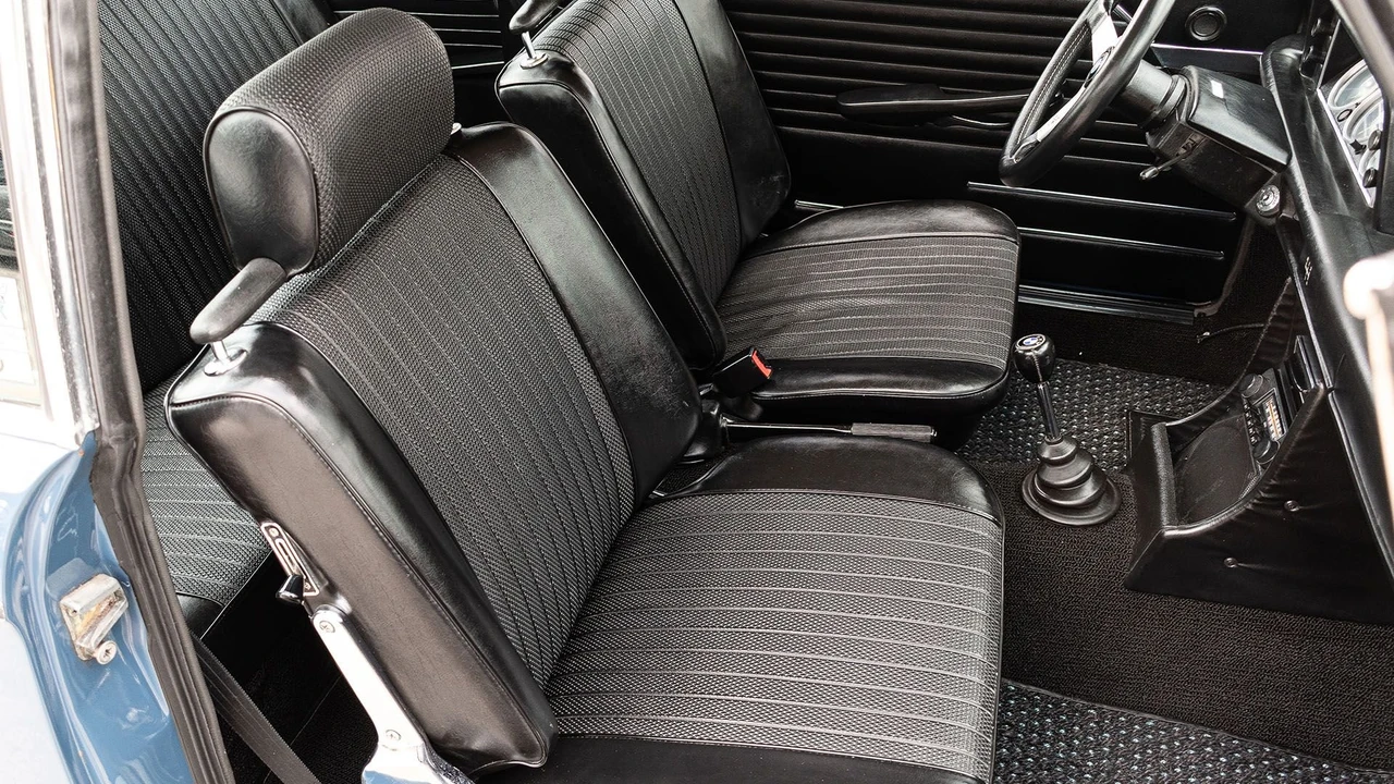 1971 BMW 2002 - Image 27 of 31