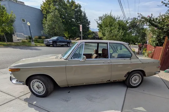 1971 BMW 2002 4-Speed Project