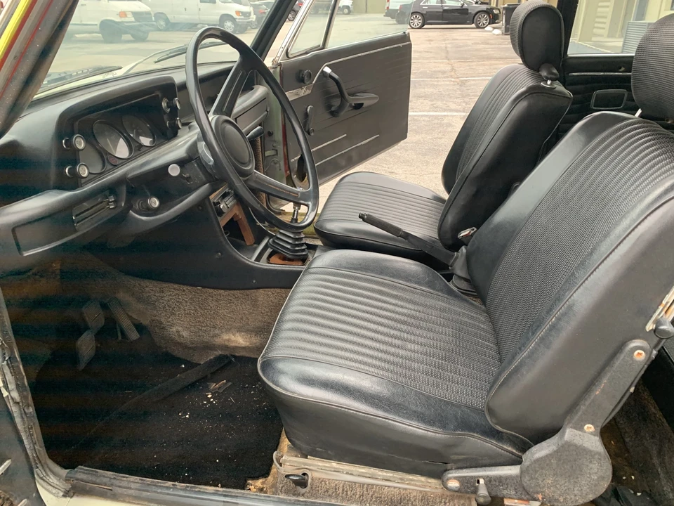 1971 BMW 2002 - Image 14 of 31