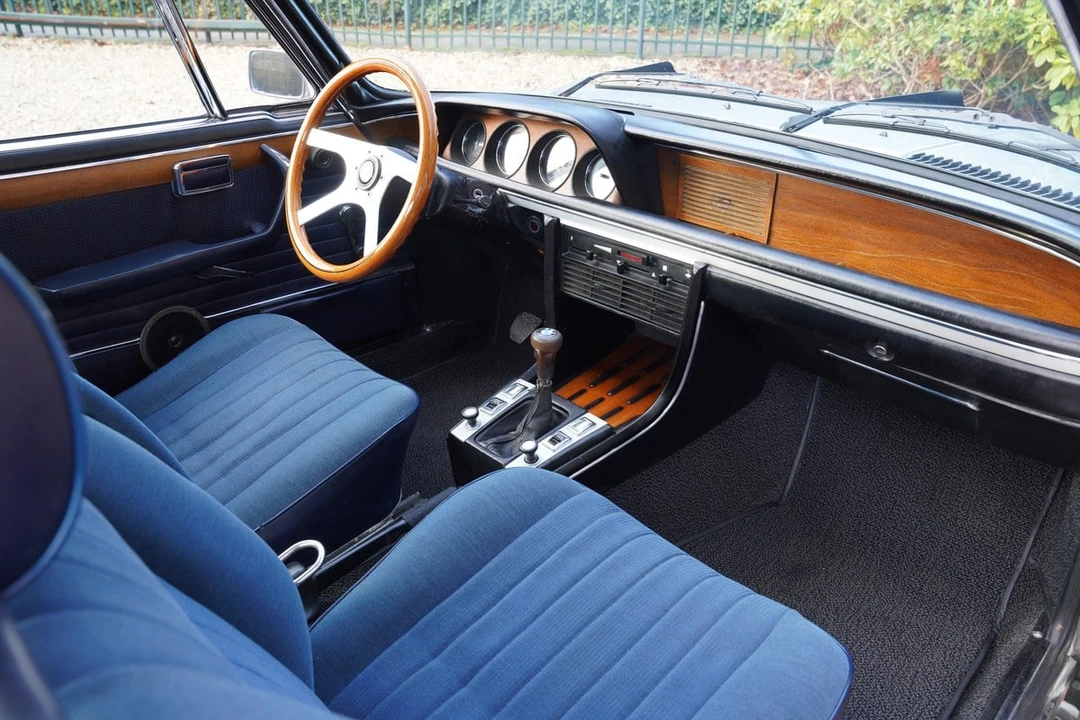 1971 BMW 3.0 CS & CSi - Image 10 of 30