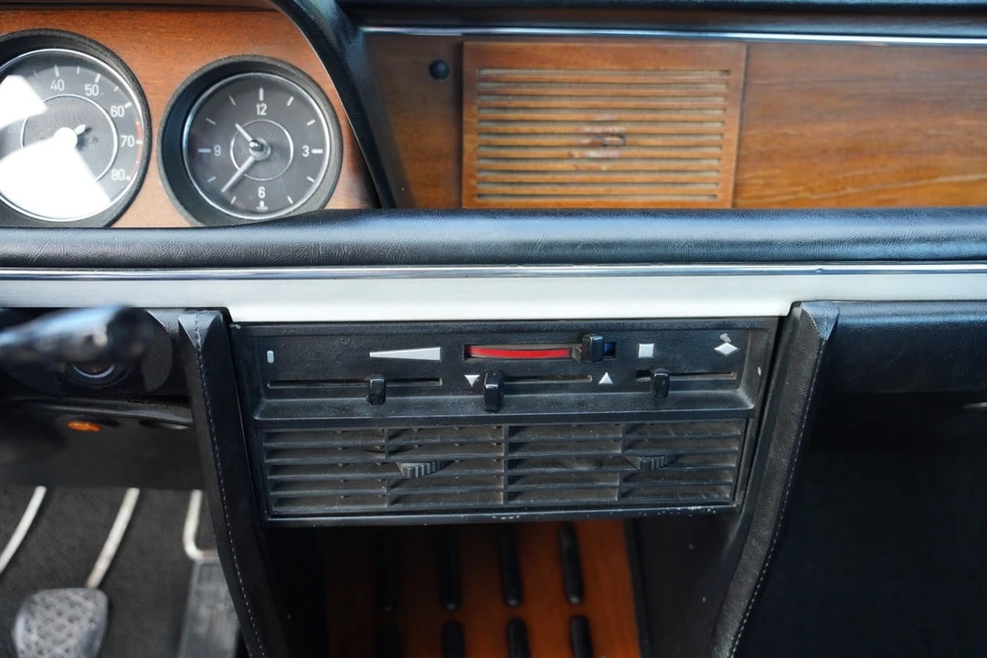 1971 BMW 3.0 CS & CSi - Image 29 of 30