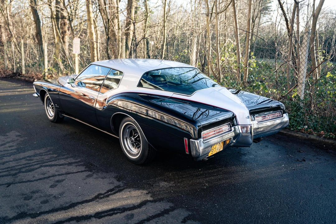 1971 Buick Riviera Boattail 3rd Gen - Image 9 of 31