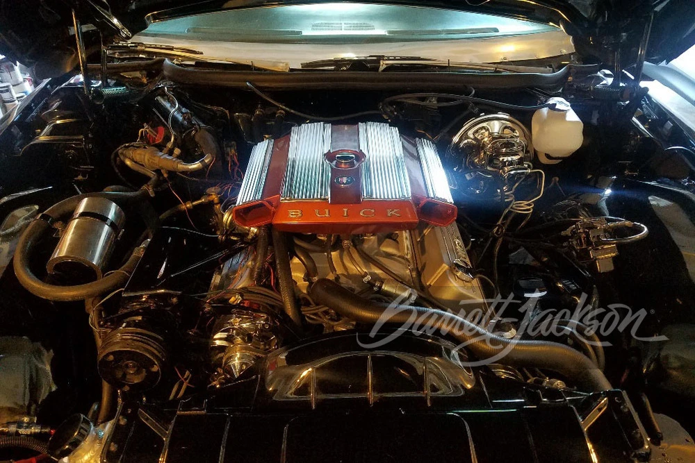 1971 Buick Riviera Boattail 3rd Gen - Image 2 of 17