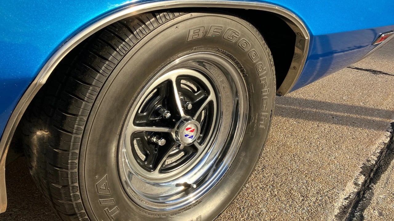 1971 Buick Gran Sport - Image 12 of 18