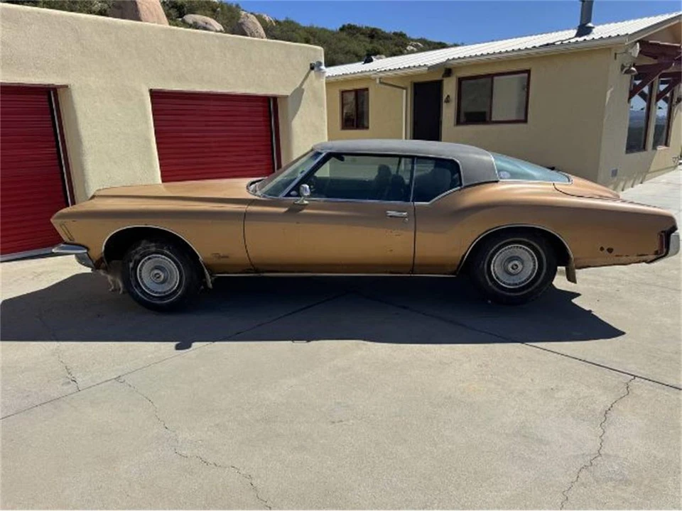 1971 Buick Riviera Boattail 3rd Gen - Image 19 of 23