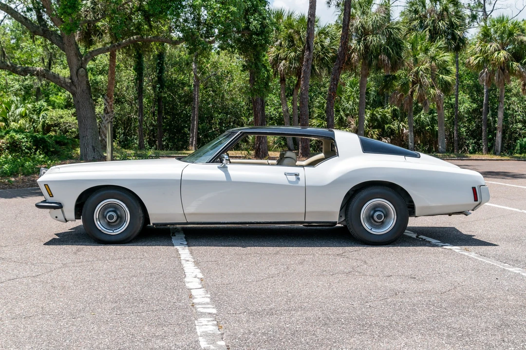 1971 Buick Riviera Boattail 3rd Gen - Image 8 of 31