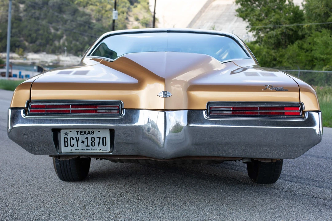 1971 Buick Riviera Boattail 3rd Gen - Image 12 of 31