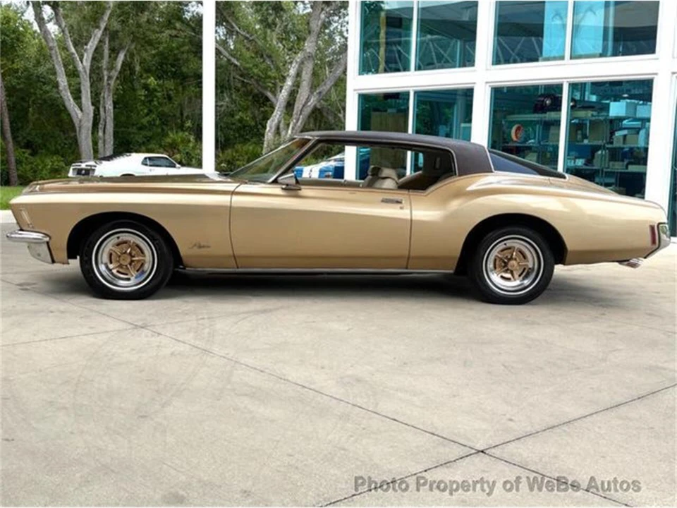 1971 Buick Riviera Boattail 3rd Gen - Image 10 of 10