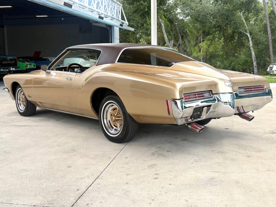 1971 Buick Riviera Boattail 3rd Gen - Image 9 of 31