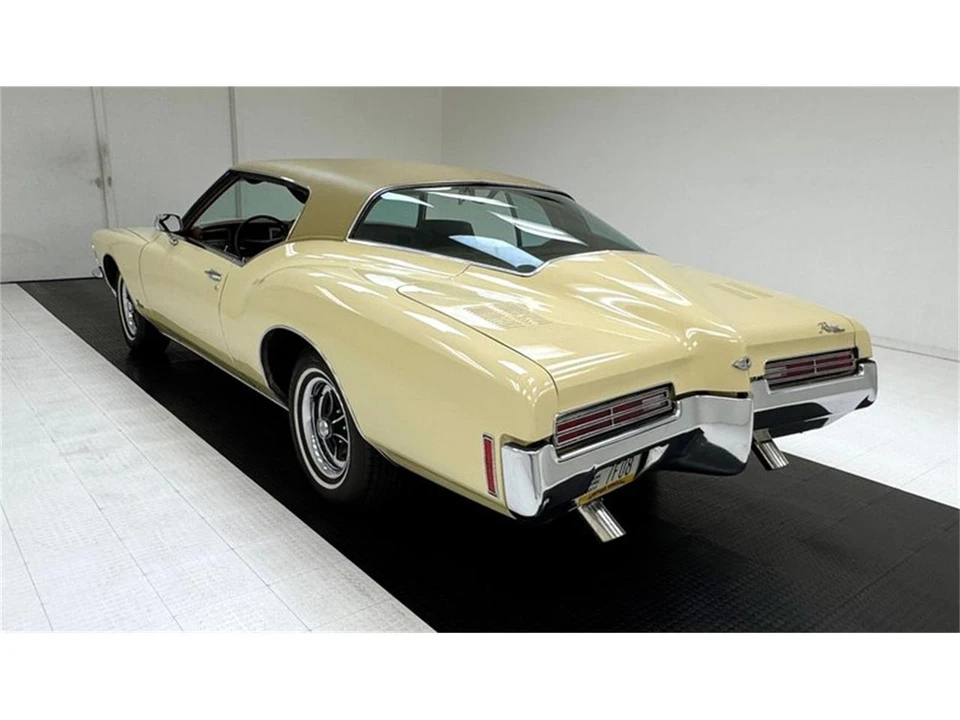 1971 Buick Riviera Boattail 3rd Gen - Image 3 of 31