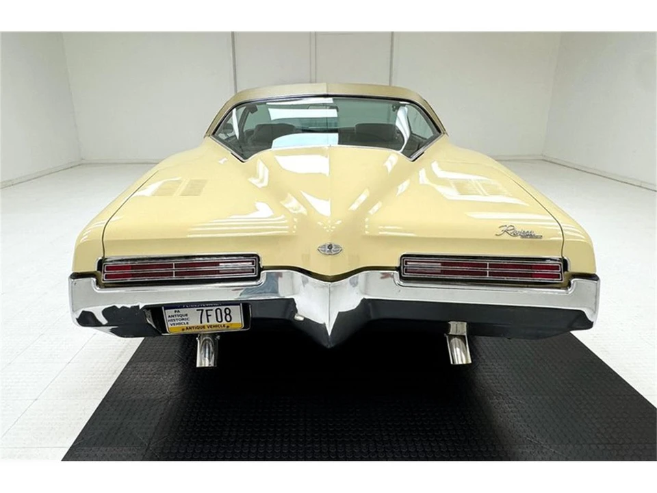 1971 Buick Riviera Boattail 3rd Gen - Image 4 of 31