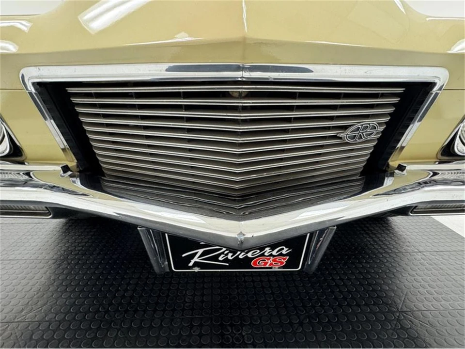 1971 Buick Riviera Boattail 3rd Gen - Image 9 of 31