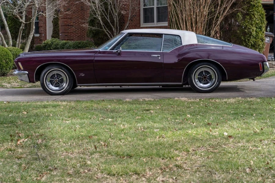 1971 Buick Riviera Boattail 3rd Gen - Image 2 of 10