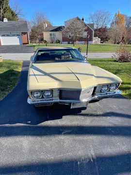 1971 Buick Riviera Coupe 2D