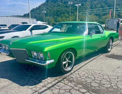 1971 Buick Riviera Coupe 2D