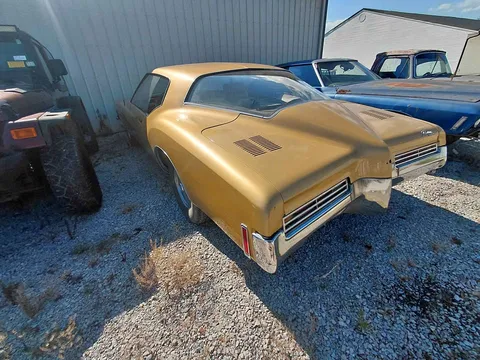 1971 Buick Riviera Coupe 2D