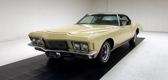 1971 Buick Riviera Hardtop