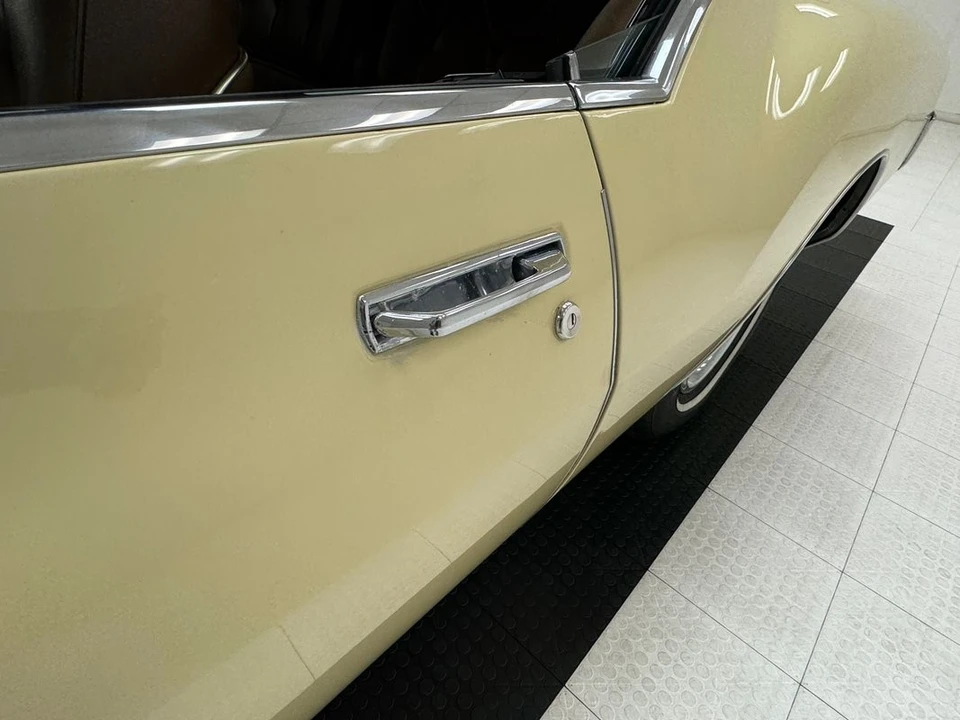 1971 Buick Riviera Boattail 3rd Gen - Image 16 of 31