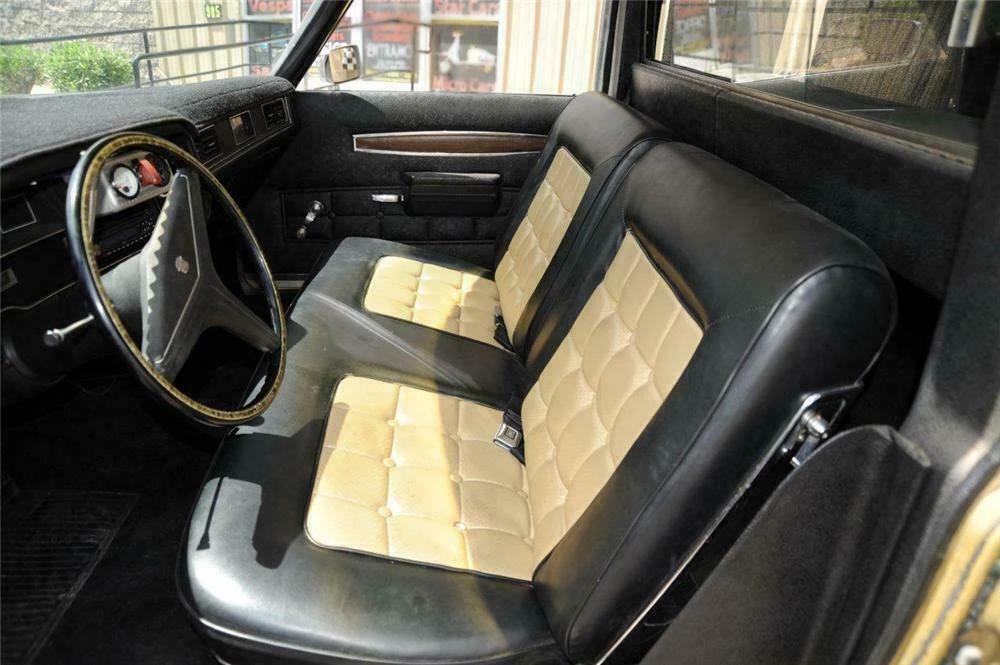 1971 Cadillac Series 70 & 75 - Image 3 of 4