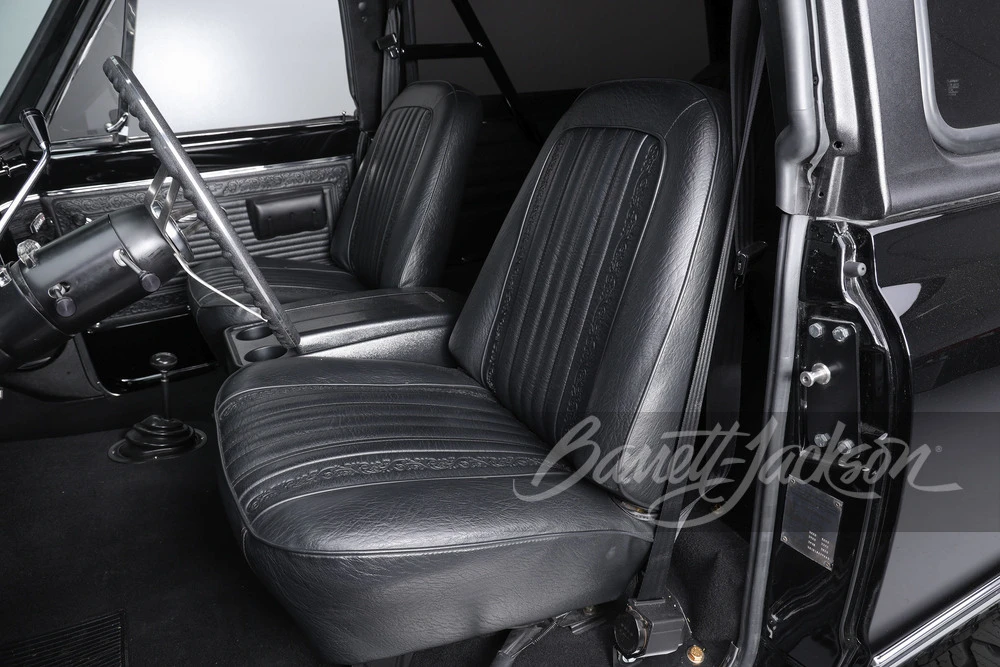 1971 Chevrolet K5 Blazer 1st Gen - Image 4 of 31