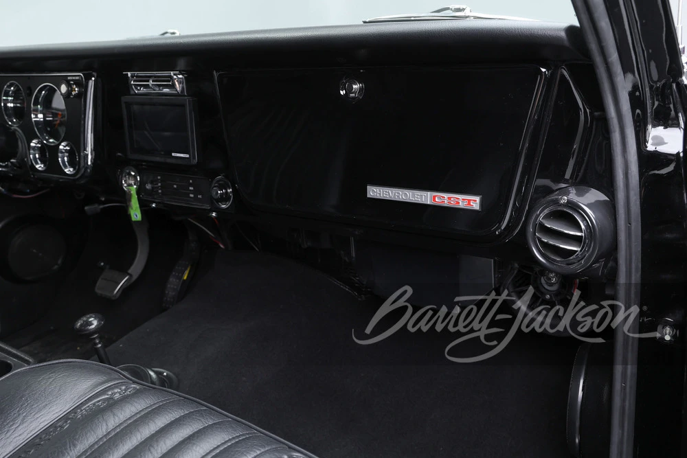 1971 Chevrolet K5 Blazer 1st Gen - Image 9 of 31