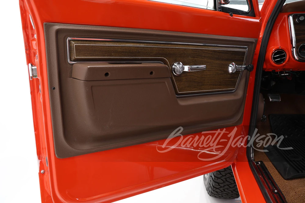 1971 Chevrolet K5 Blazer 1st Gen - Image 25 of 31