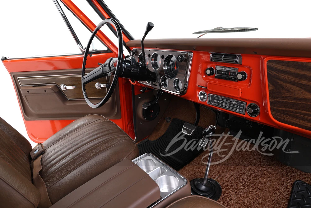 1971 Chevrolet K5 Blazer 1st Gen - Image 10 of 31