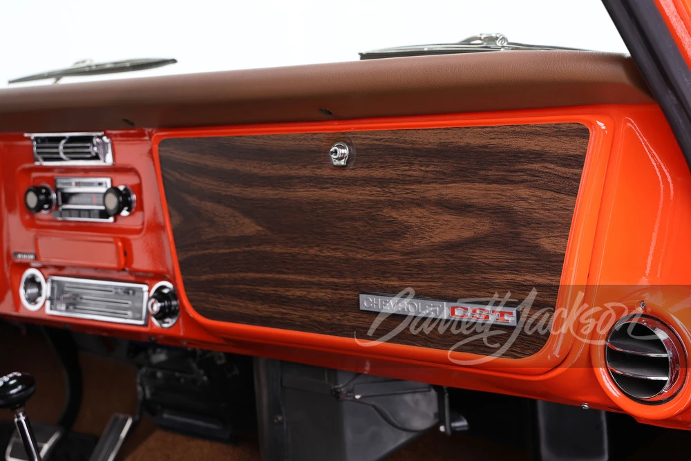 1971 Chevrolet K5 Blazer 1st Gen - Image 16 of 31