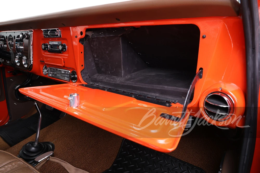 1971 Chevrolet K5 Blazer 1st Gen - Image 18 of 31