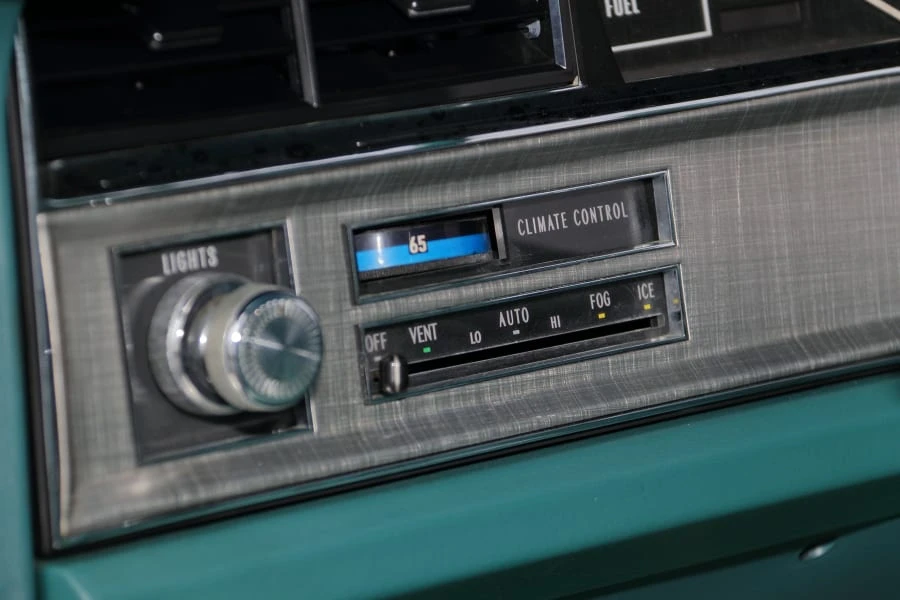 1971 Cadillac DeVille 3rd Gen - Image 24 of 31