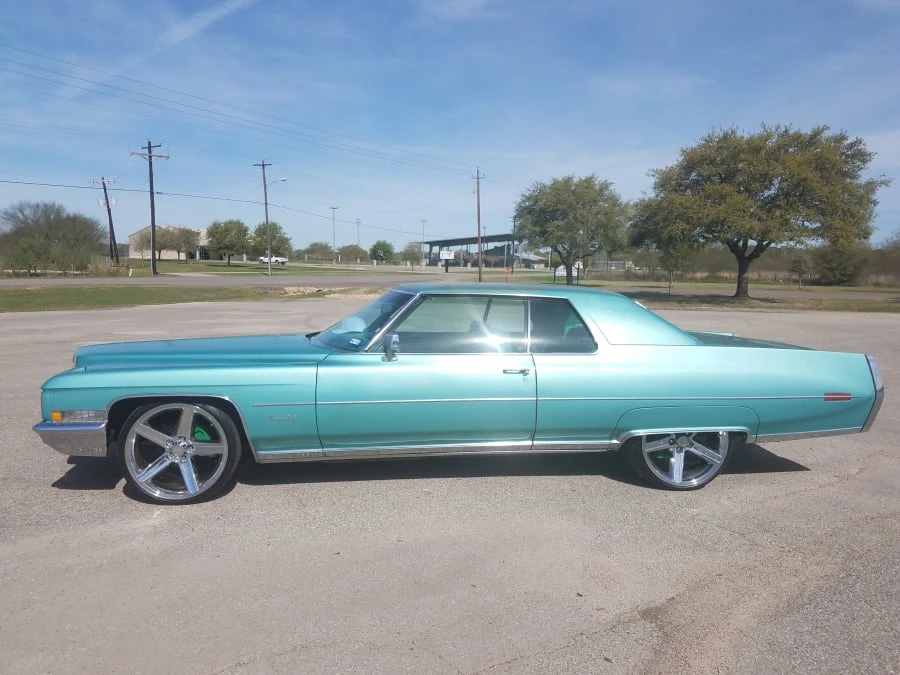 1971 Cadillac DeVille 4th Gen - Image 2 of 9