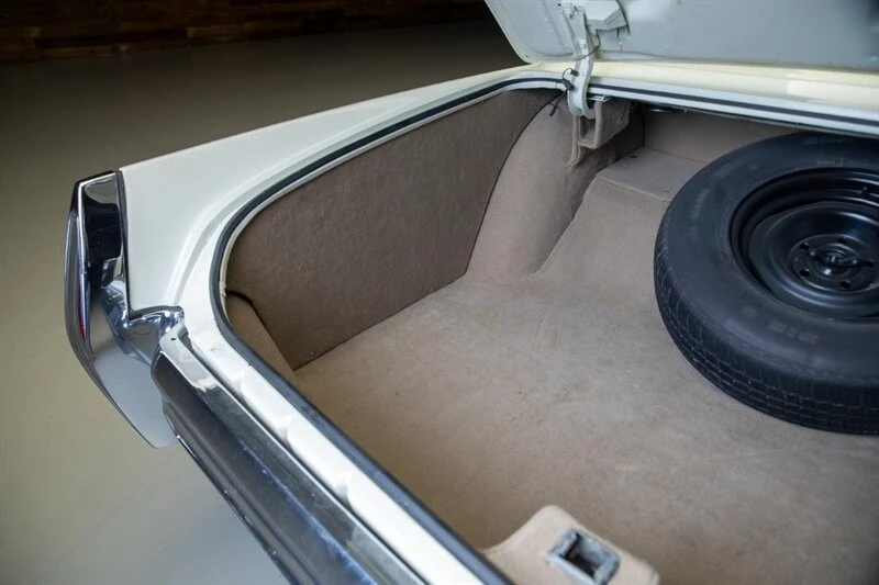 1971 Cadillac DeVille 4th Gen - Image 17 of 24