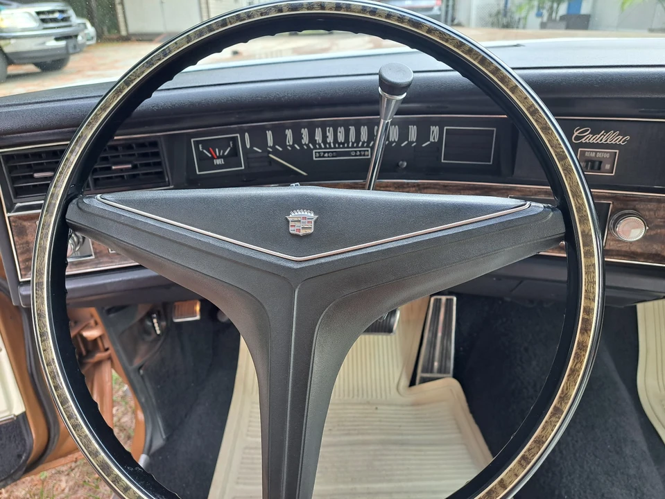 1971 Cadillac DeVille 4th Gen - Image 12 of 21