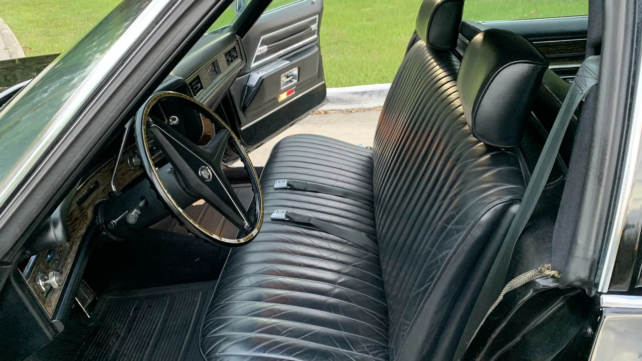 1971 Cadillac Series 70 & 75 - Image 4 of 31