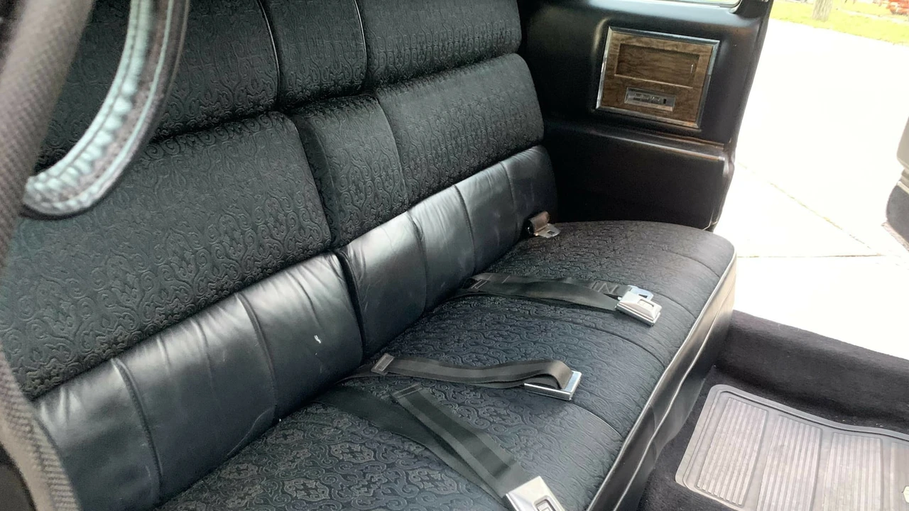 1971 Cadillac Series 70 & 75 - Image 8 of 31