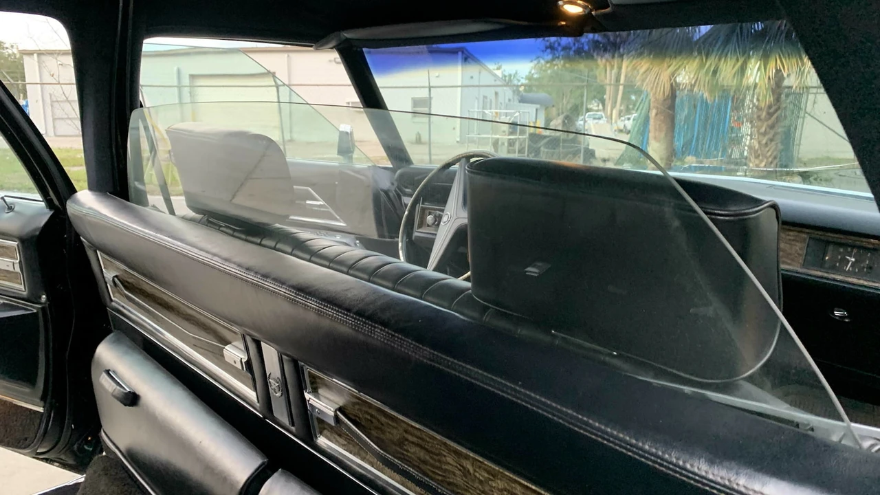 1971 Cadillac Series 70 & 75 - Image 11 of 31