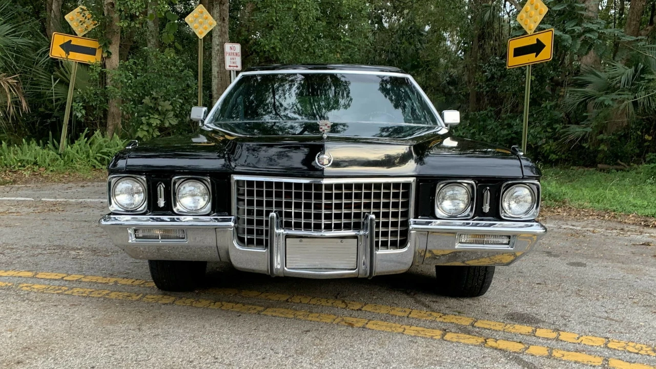 1971 Cadillac Series 70 & 75 - Image 27 of 31