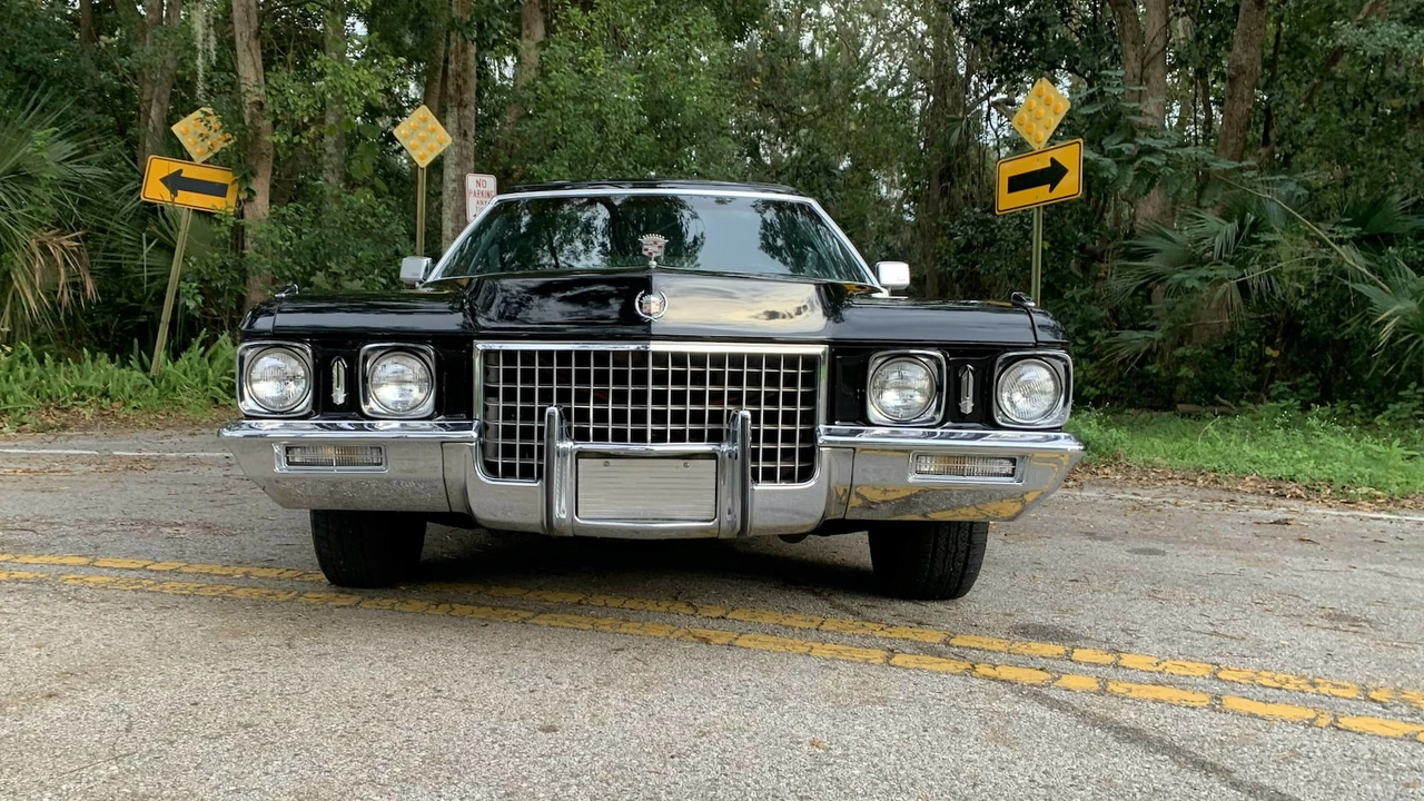 1971 Cadillac Series 70 & 75 - Image 28 of 31